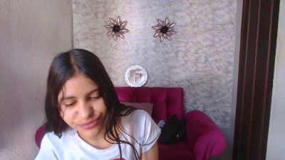evagirl69 live cam on Cam4