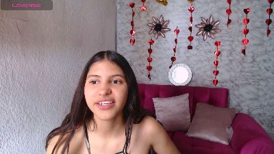 evagirl69 live cam on Cam4