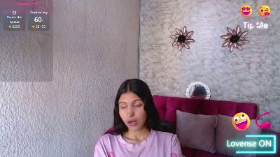 evagirl69 live cam on Cam4