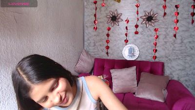 evagirl69 live cam on Cam4