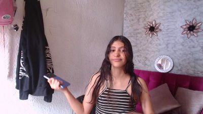 evagirl69 live cam on Cam4