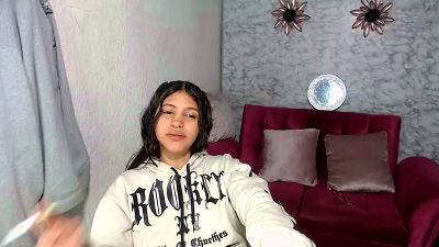 evagirl69 live cam on Cam4
