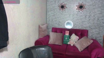 evagirl69 live cam on Cam4