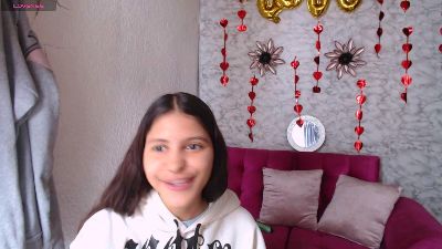 evagirl69 live cam on Cam4