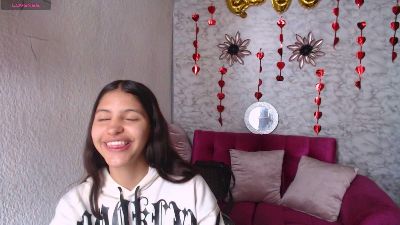 evagirl69 live cam on Cam4
