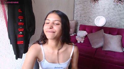 evagirl69 live cam on Cam4