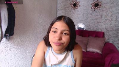 evagirl69 live cam on Cam4