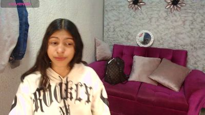 evagirl69 live cam on Cam4