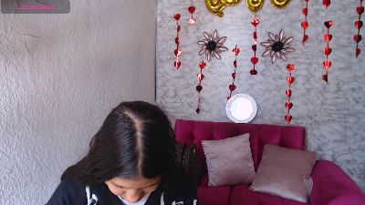 evagirl69 live cam on Cam4