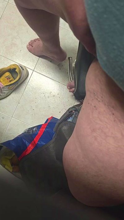 evaristoelrey4 live cam on Cam4