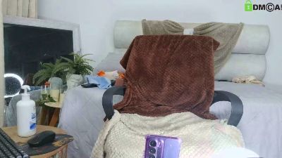 evelin_hott live cam on Cam4