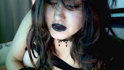 evva_lover live cam on Cam4