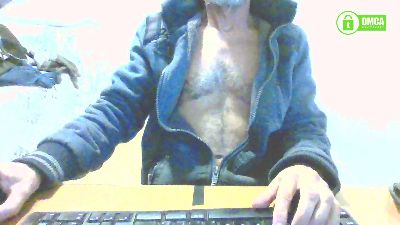 ewan_rouge live cam on Cam4