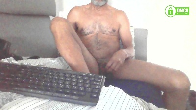 ewan_rouge live cam on Cam4