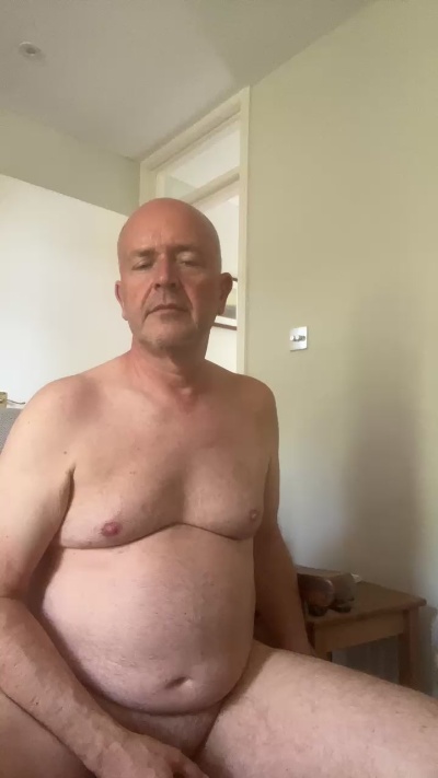 exposedbi live cam on Cam4