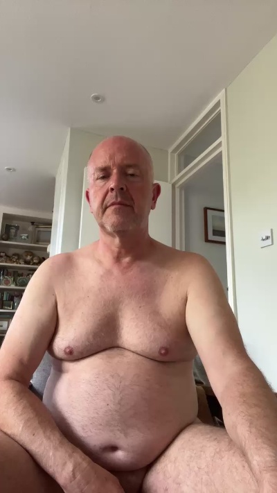 exposedbi live cam on Cam4