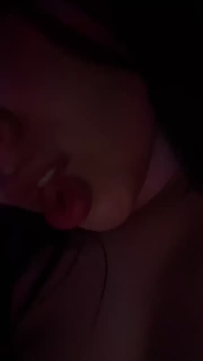 eymi4 live cam on Cam4