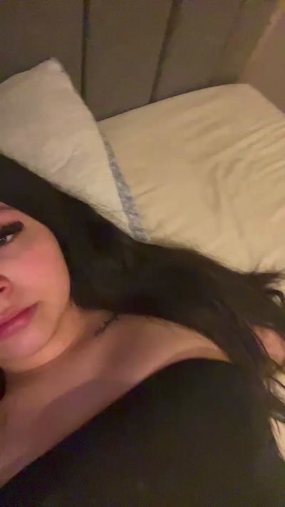 eymi4 live cam on Cam4