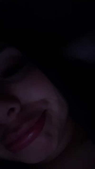 eymi4 live cam on Cam4