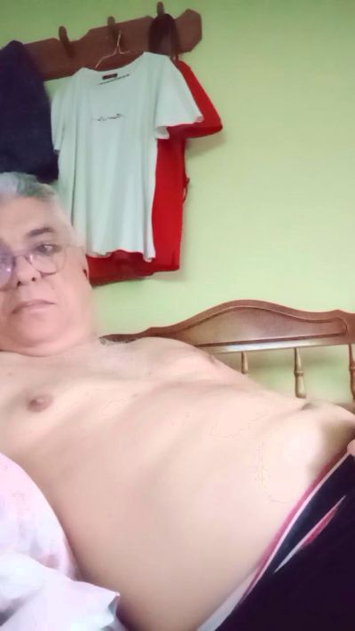 ezepe1 live cam on Cam4