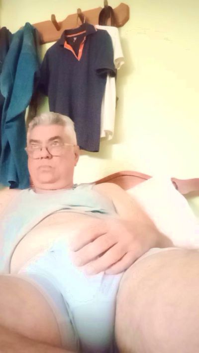 ezepe1 live cam on Cam4
