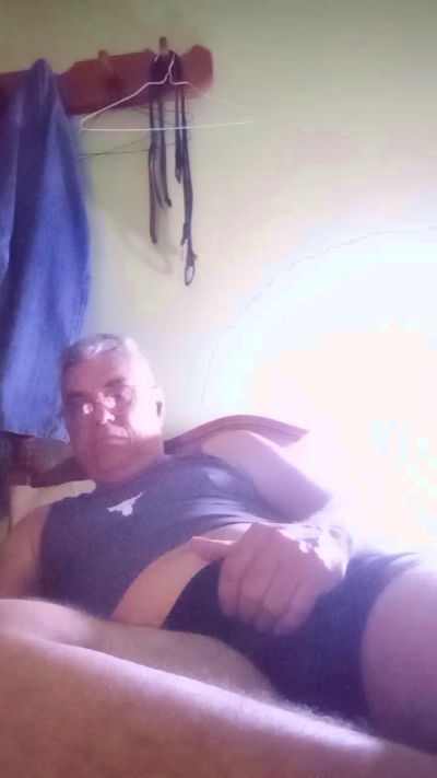 ezepe1 live cam on Cam4