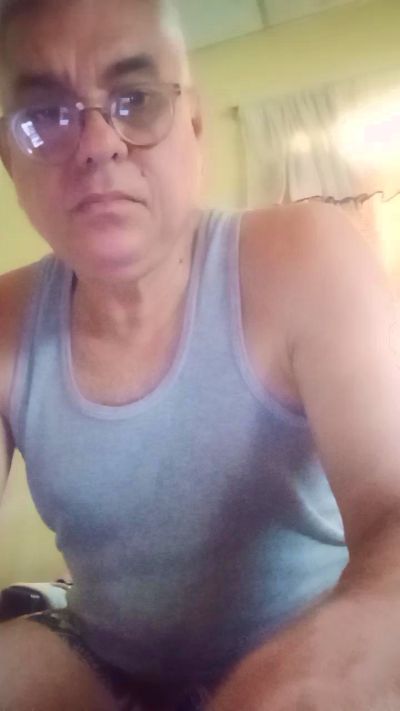 ezepe1 live cam on Cam4