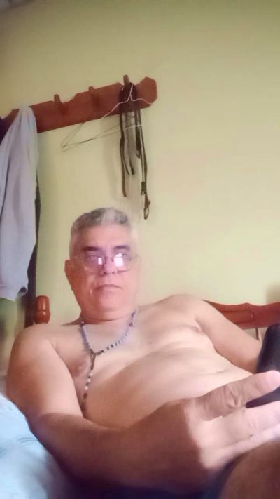 ezepe1 live cam on Cam4