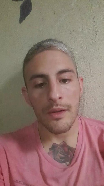 ezequiel156 live cam on Cam4