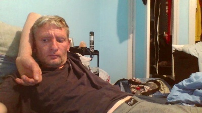 fabien024 live cam on Cam4