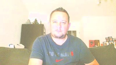 fabien44 live cam on Cam4