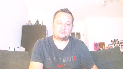 fabien44 live cam on Cam4