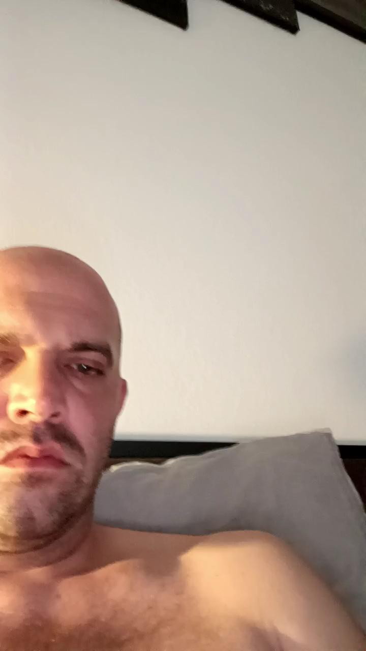 fantasma891 live cam on Cam4