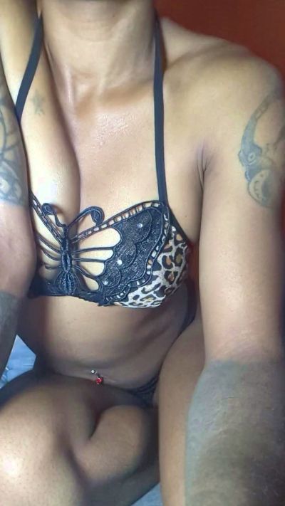 fantasmia live cam on Cam4