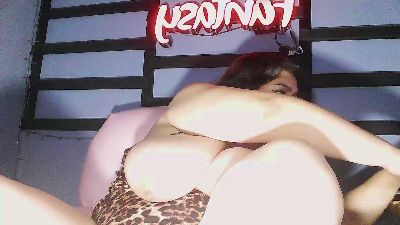 fantasyboobs3 live cam on Cam4