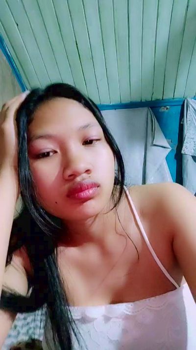 fara5 live cam on Cam4