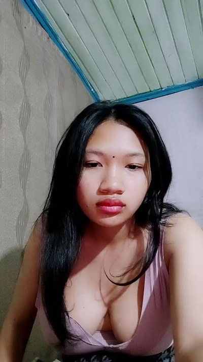 fara5 live cam on Cam4