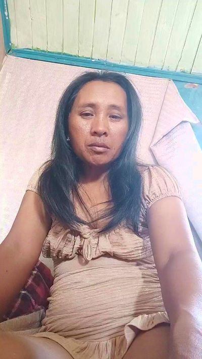 fara5 live cam on Cam4