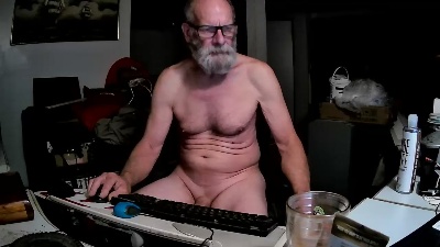 farmboy07843 live cam on Cam4