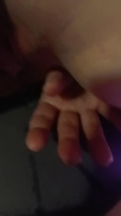 Profile and Statistics for farmermilf83 on Cam4