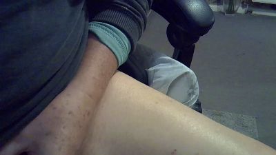 fastbowler771 live cam on Cam4