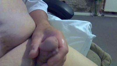 fastbowler771 live cam on Cam4