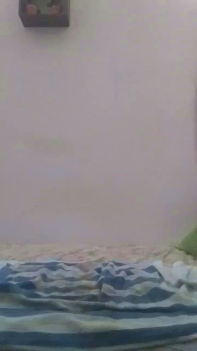 fefe1981 live cam on Cam4