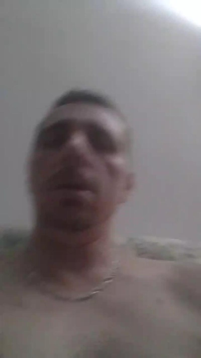 fefe1981 live cam on Cam4
