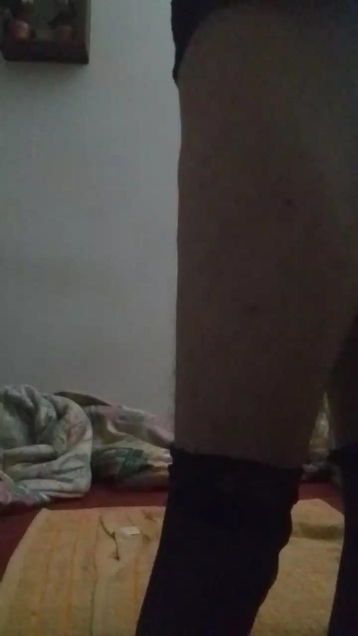 fefe1981 live cam on Cam4