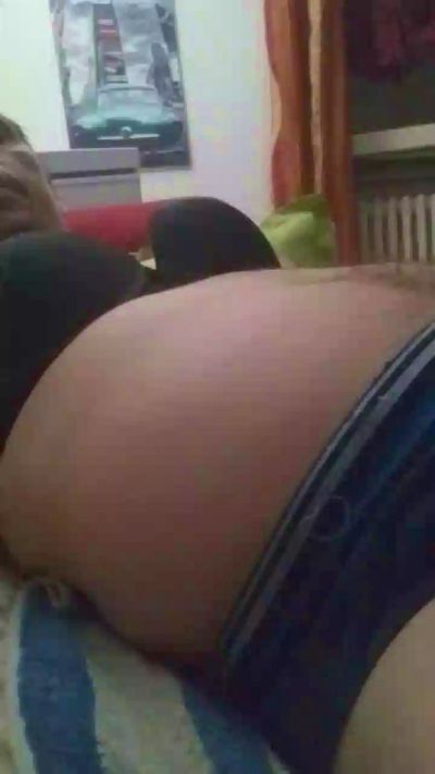 fefe1981 live cam on Cam4