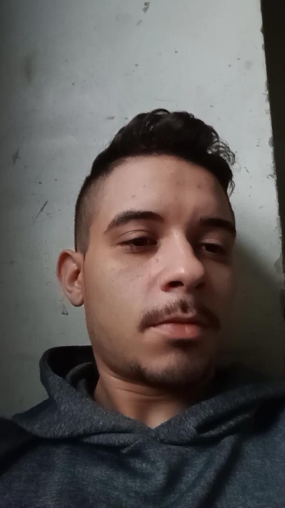 felipe1670 live cam on Cam4