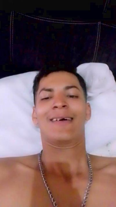 felixm98 live cam on Cam4