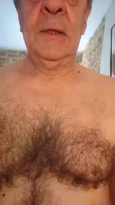 fenicottero1 live cam on Cam4