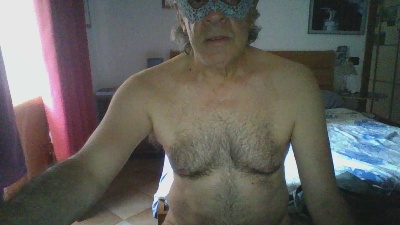 fenicottero1 live cam on Cam4